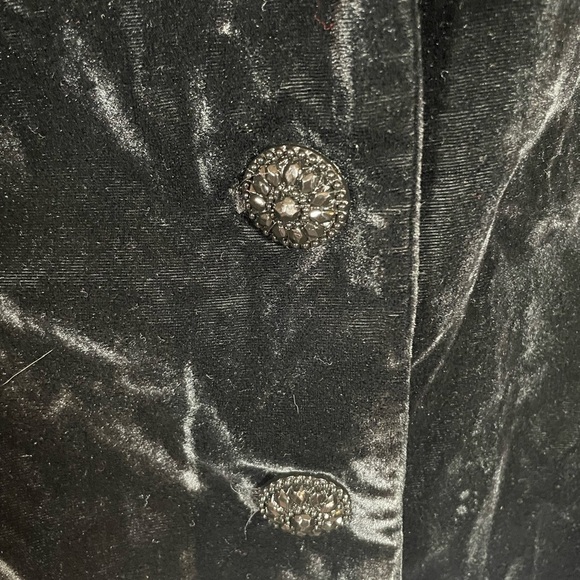 Lane Bryant Velvet 3/4 Bell Sleeve Jewel Button Jacket - Picture 5 of 7